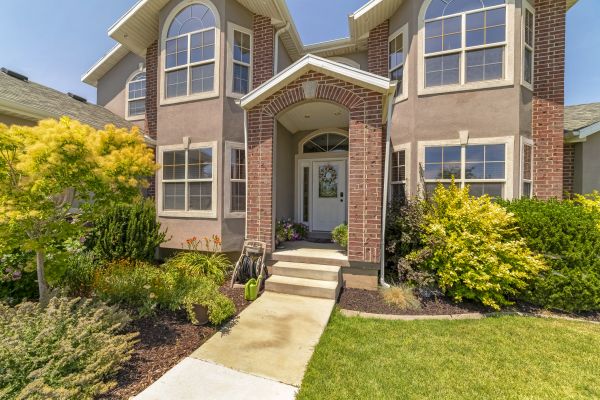 Cost of Transom Window Replacement in Titusville